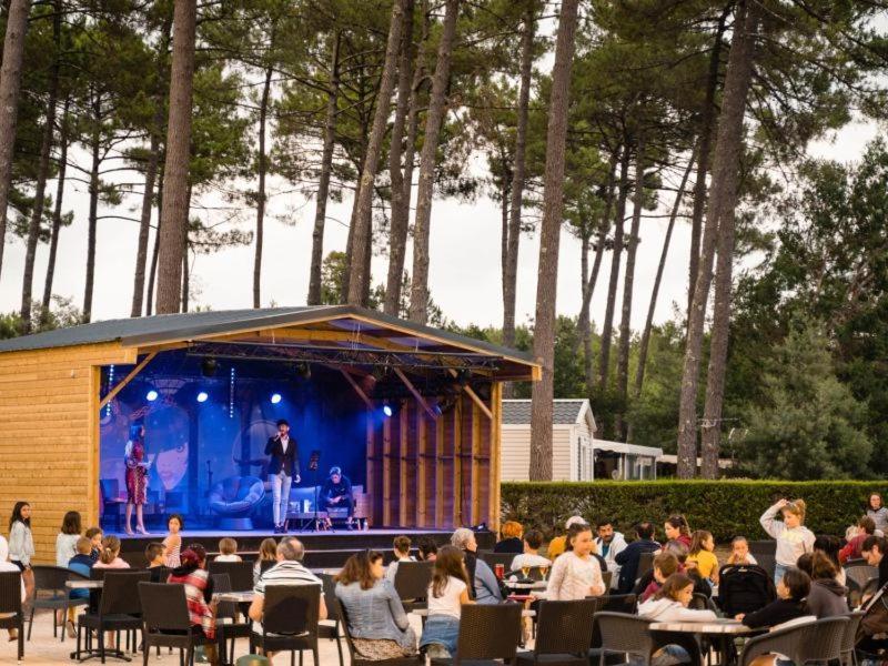 Camping Officiel Siblu Les Dunes De Contis Saint-Julien-en-Born Buitenkant foto